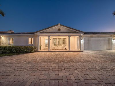 2600 NE 46th Street, Lighthouse Pt, FL, 33064