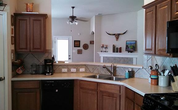 4th image of 101 Firwood S