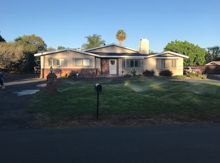 928 Valley Crest Dr, Vista, CA 92084