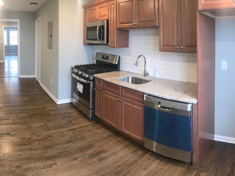 2nd image of 531 Central Ave APT 2