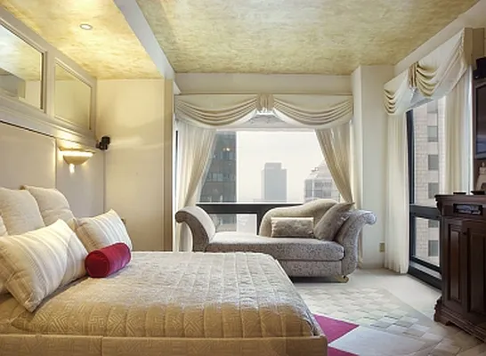 Rented by Warburg | media 18