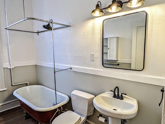 4th image of 2805 E 16th Ave APT 1