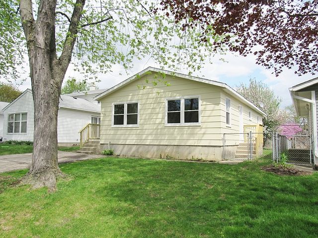 1st image of 1607 Woodridge Dr
