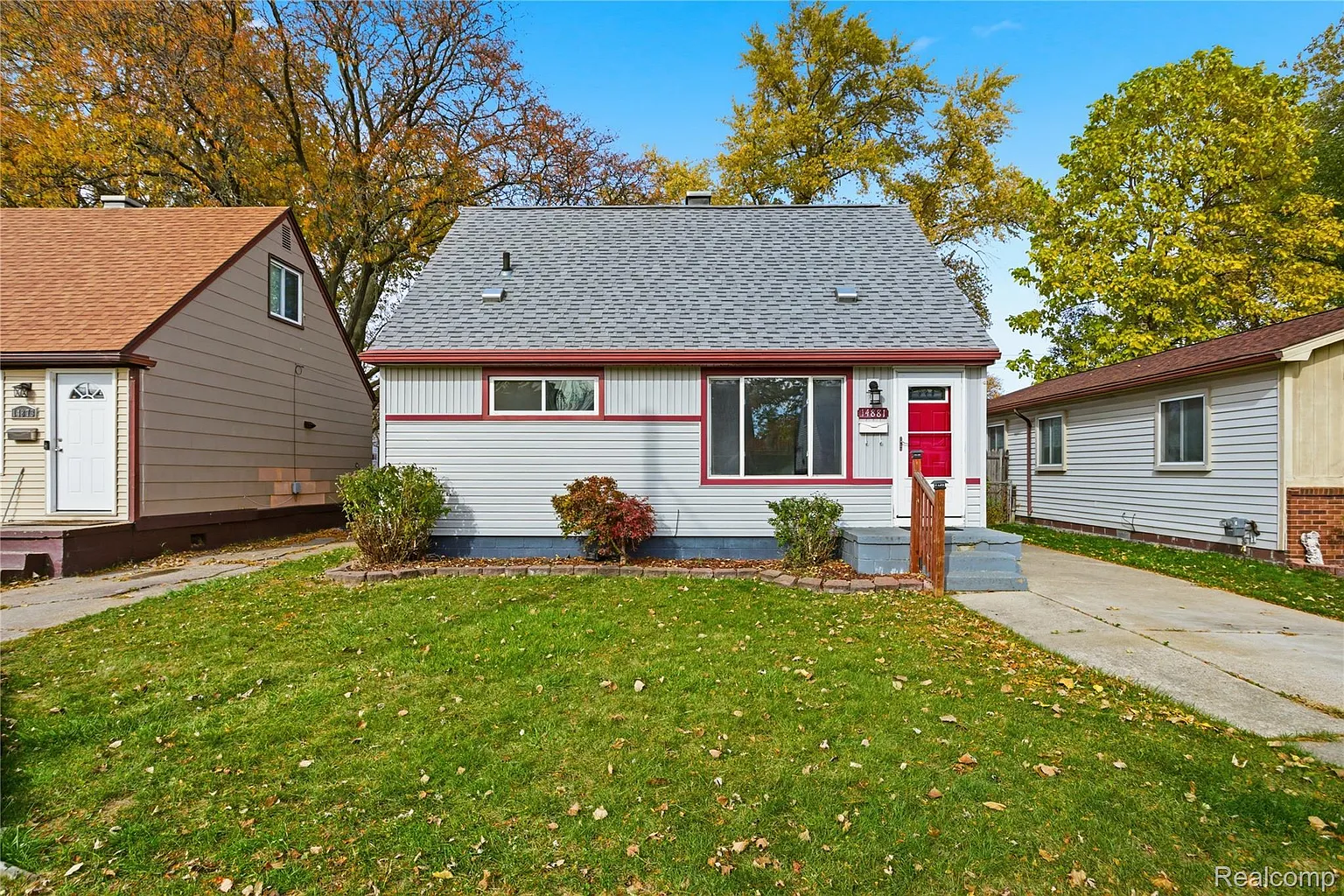 14881 Myola Ave photo 1