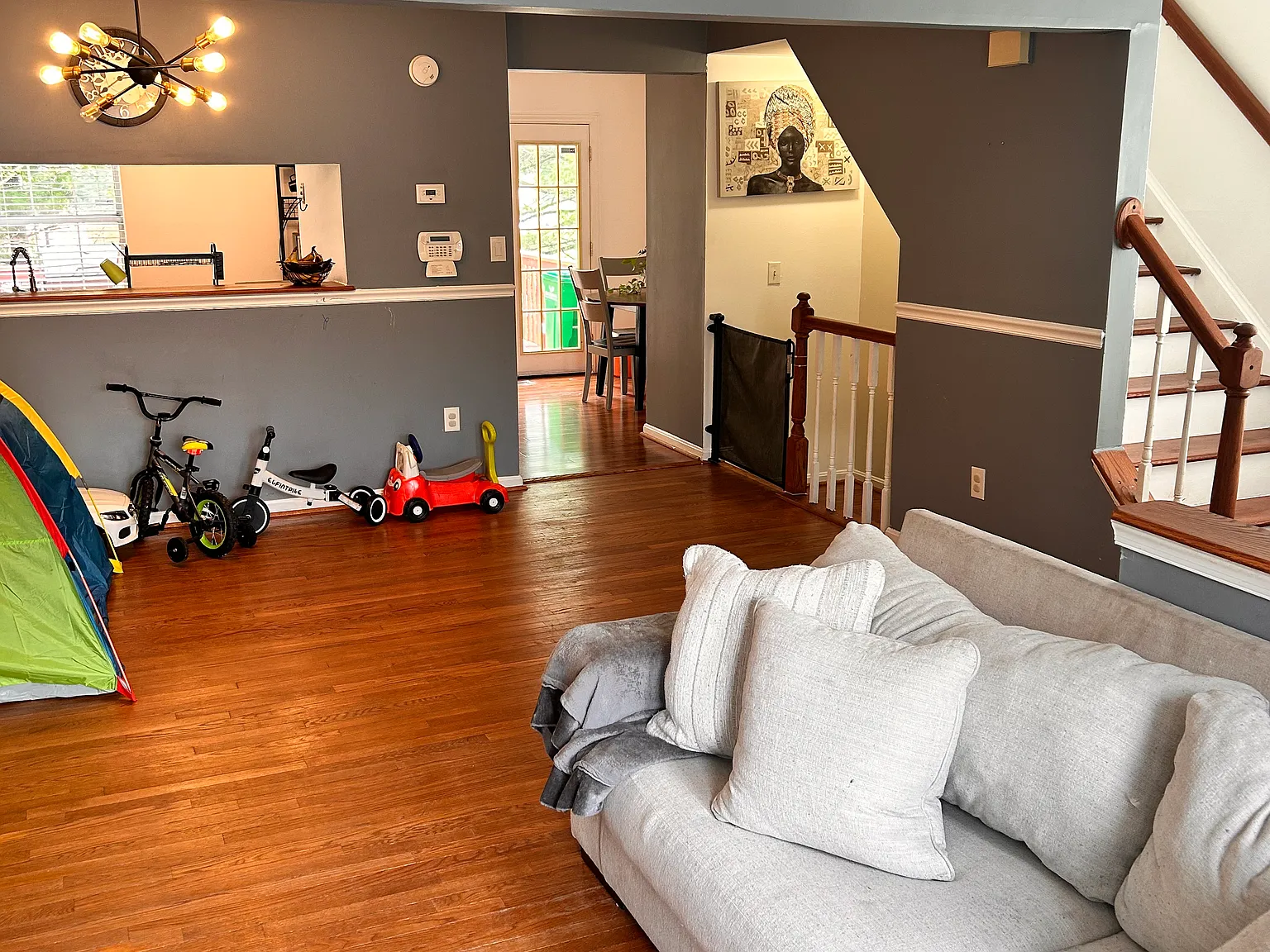 3 bed, 2.5 bath, 1932 sqft, $3,000 — Photo 3
