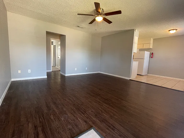 2700 Sunny Ln #12 — Photo 5