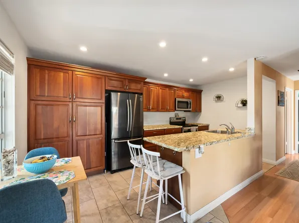 160 Keonekai Rd APT 9101, Kihei, HI 96753
