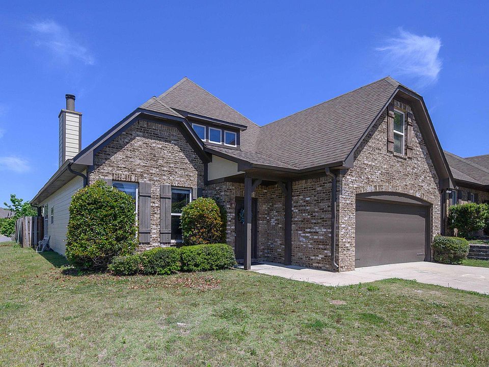 1st image of 1001 Medinah Dr