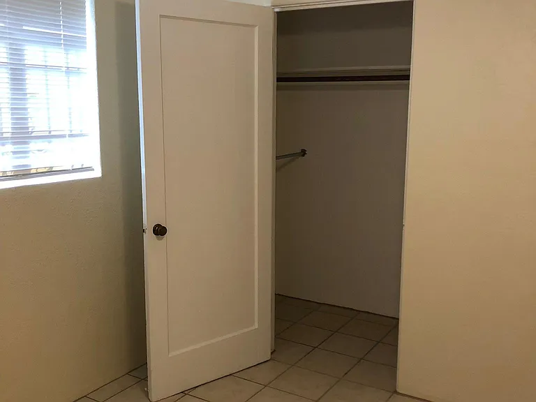749 N Benton Ave — Photo 14