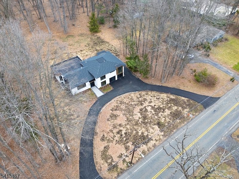 1st image of 156 Park Rd
