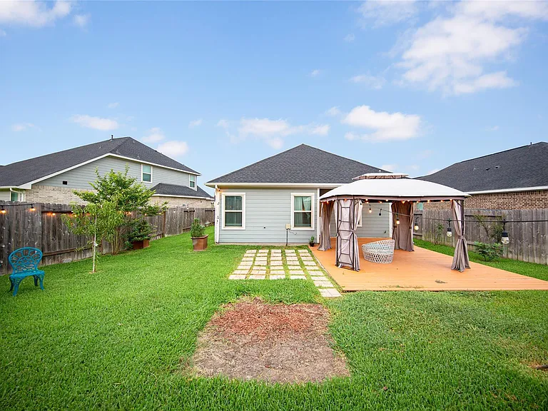 31206 Whitfield Ct — Photo 24
