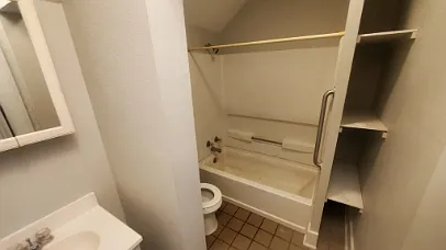 489 E Harrison St #2 — Photo 6