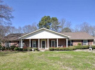 1219 Chickasaw Ln NW, Hartselle, AL 35640