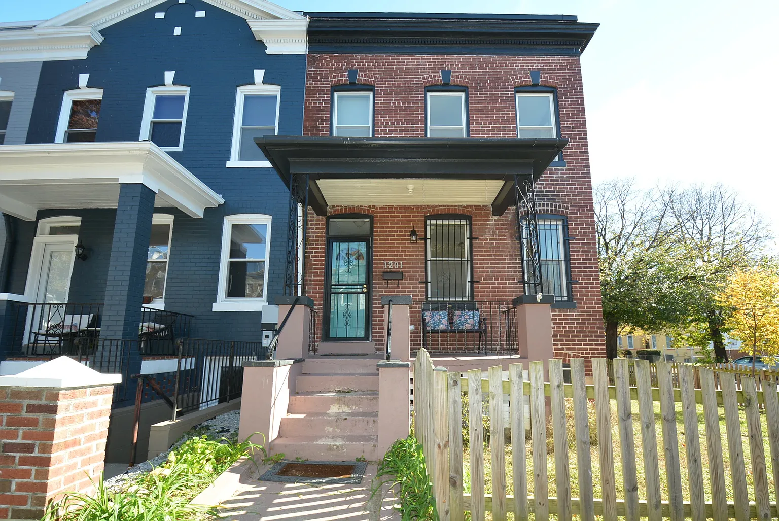 1201 Orren St NE photo 1