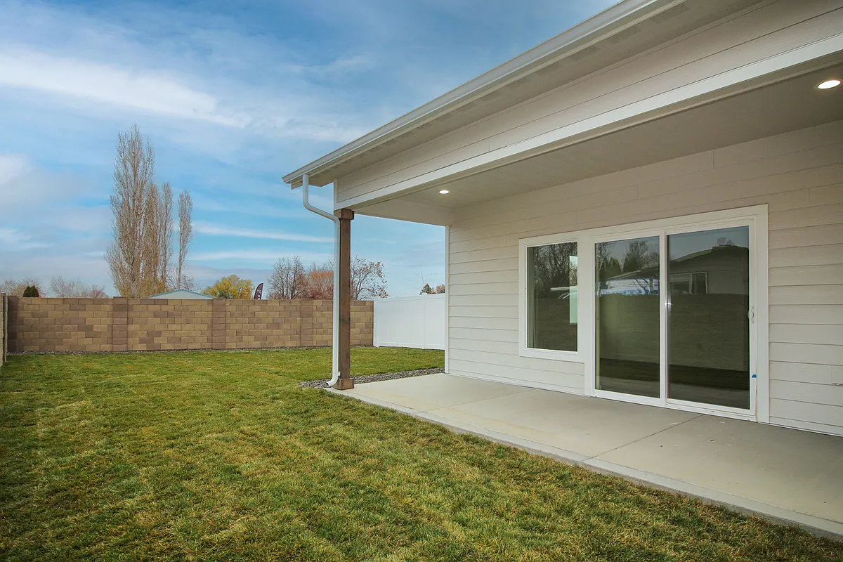 Building Photo - 4529 Grove Ct