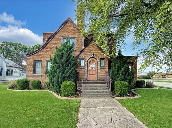 200 W Main St, Casey, IL 62420