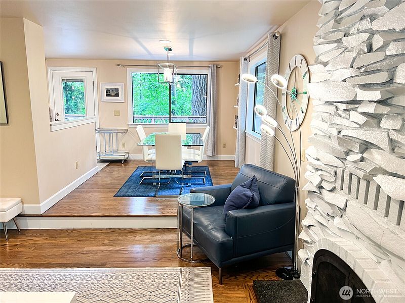 5th image of 9550 132nd Avenue SE
