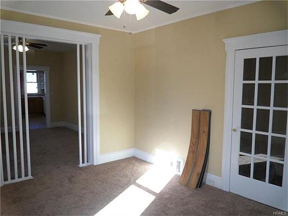 4th image of 17 Grand Ave