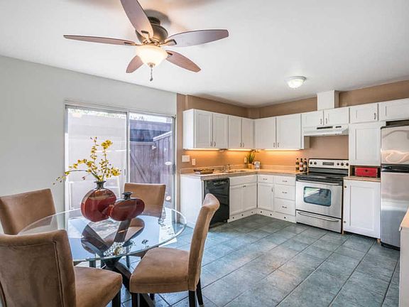 4th image of 519 Tamarack Dr APT 24