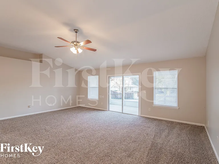 2514 Paris Mill Rd — Photo 3