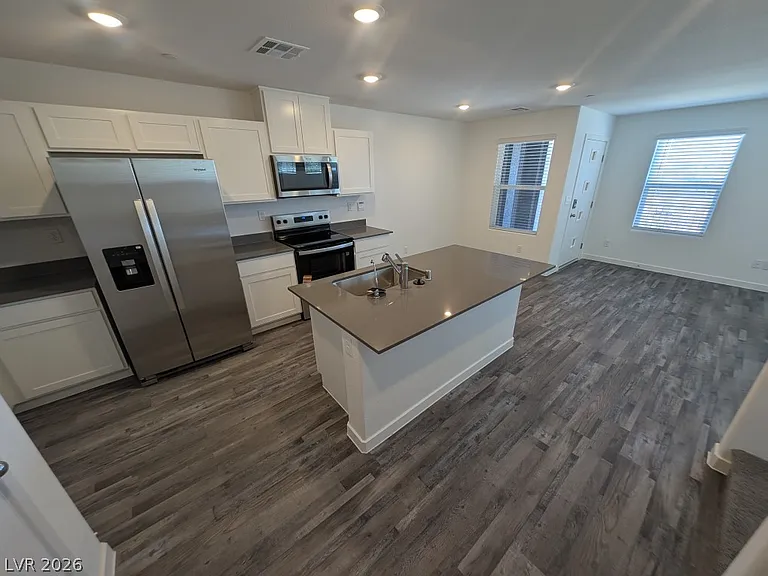 484 Golden Myna Ave — Photo 11