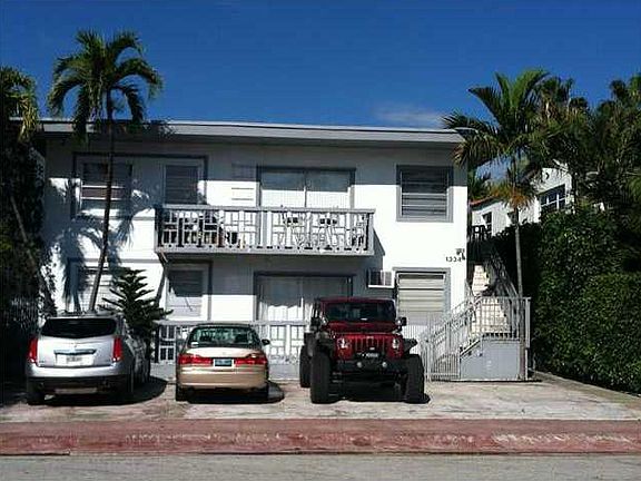 2nd image of 1334 Euclid Ave APT 11
