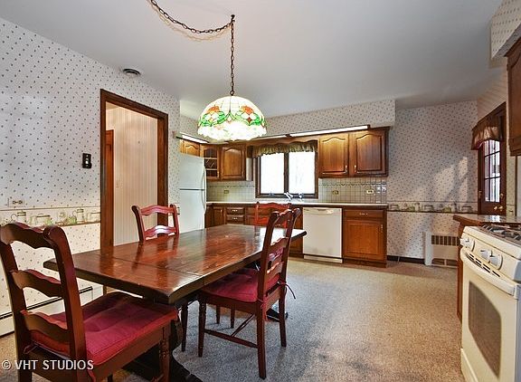 3rd image of 9907 W 145th Pl