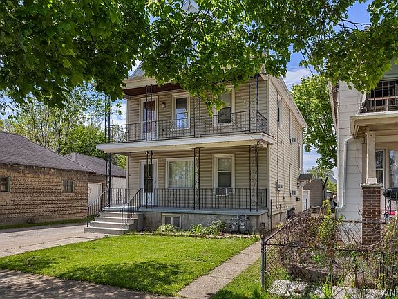 3rd image of 816 22nd St