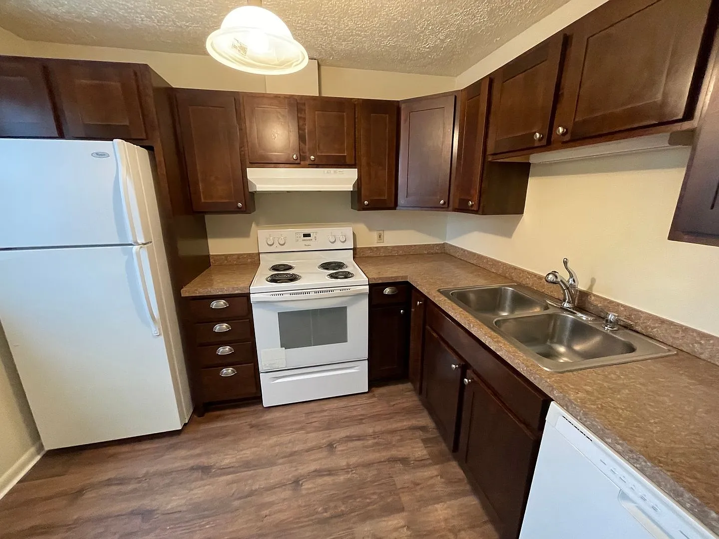 332 Timberhaven Dr — Photo 3