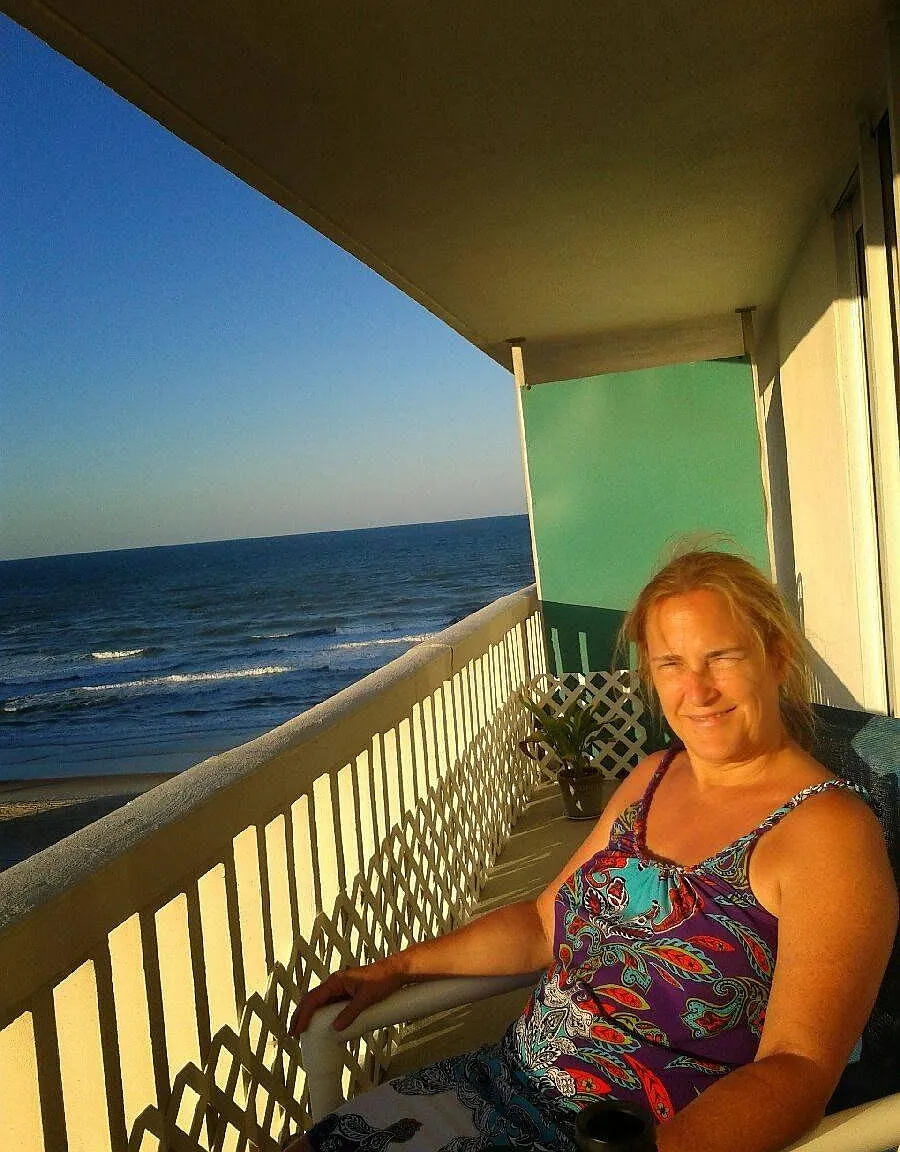 1 bed, 750 sqft, $1,800 — Photo 3