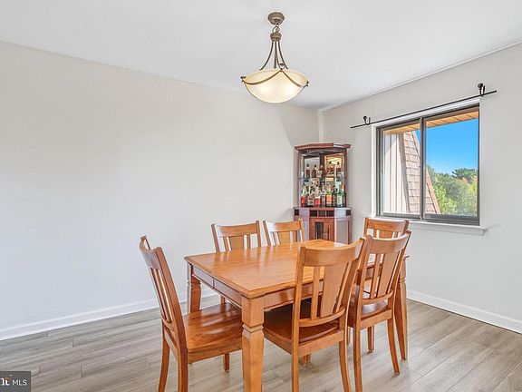 5th image of 5414 Valley Green Dr APT D3