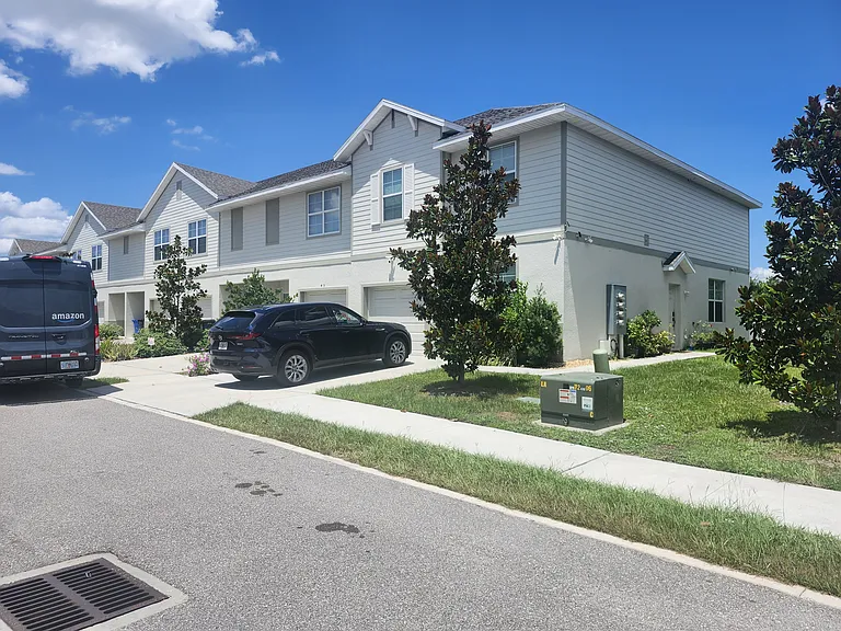 6332 Tillandsia Pl — Photo 2