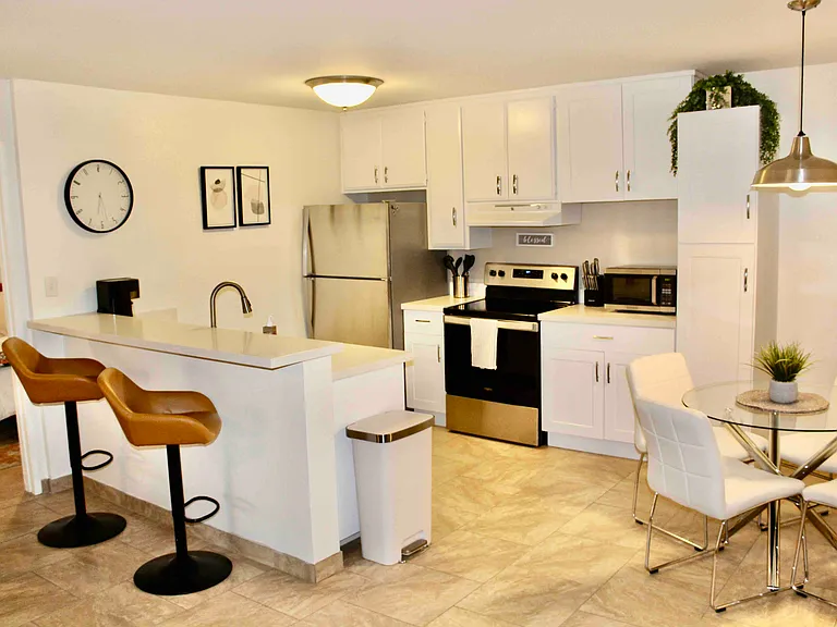 5525 E Thomas Rd #B11 — Photo 15