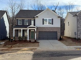 16 Mayfair St, Dawsonville, GA 30534