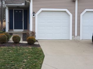 364 Angela Ln, Avon Lake, OH 44012