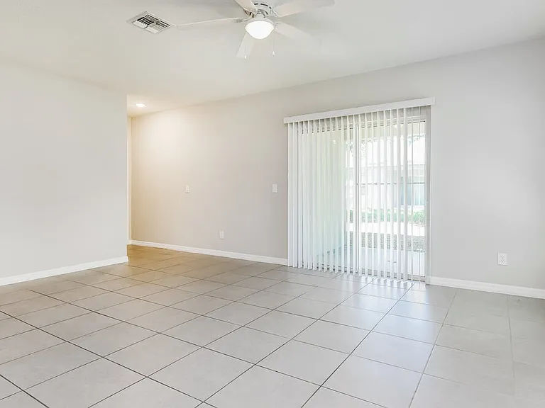 1387 Burnley Ct — Photo 5