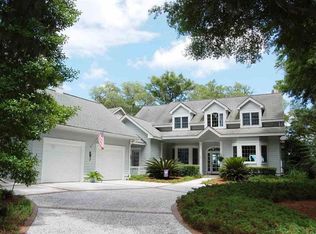 24 Reeve Ct, Saint Helena Island, SC 29920