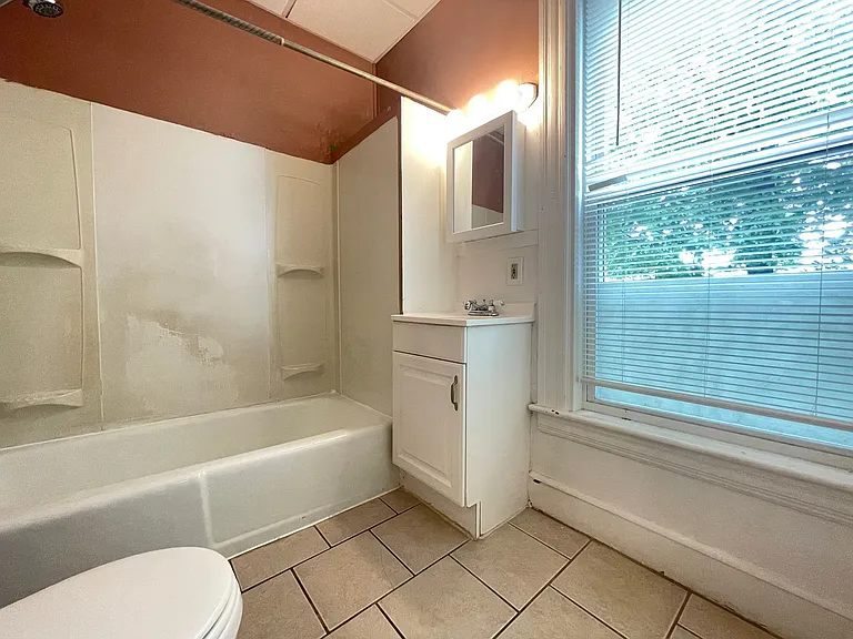 119 Cypress St #1 — Photo 22