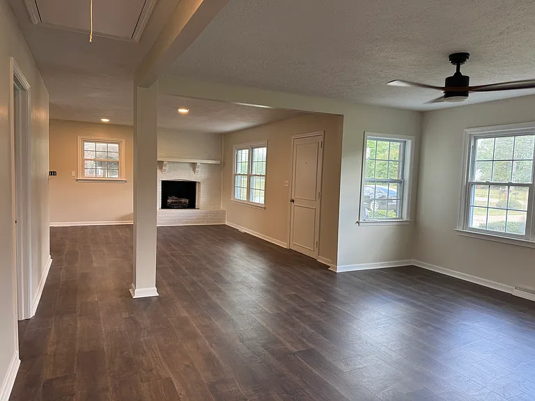 3939 Lewiston Rd — Photo 3