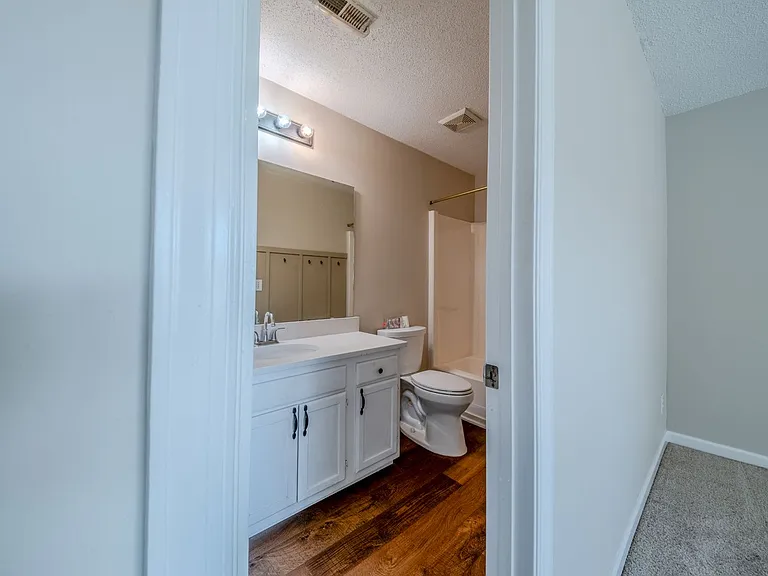 907 Shelby Dr #C — Photo 31