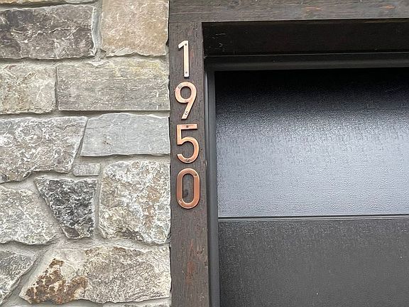 2nd image of 1942 Whitefish Ave
