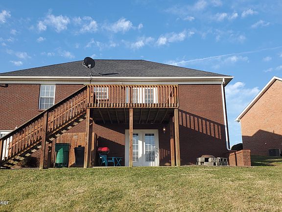 5th image of 106 Lexington Ct