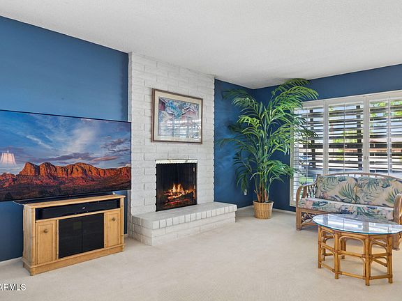 4th image of 4711 S LOS FELIZ Drive