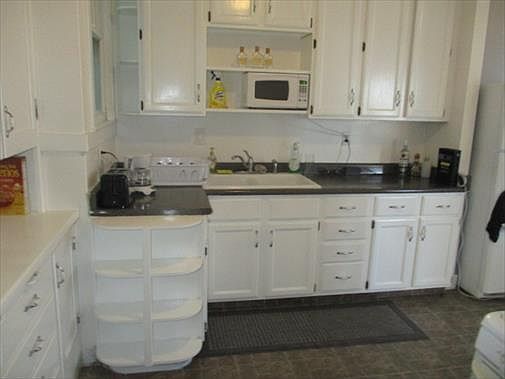 3rd image of 291 Acton St