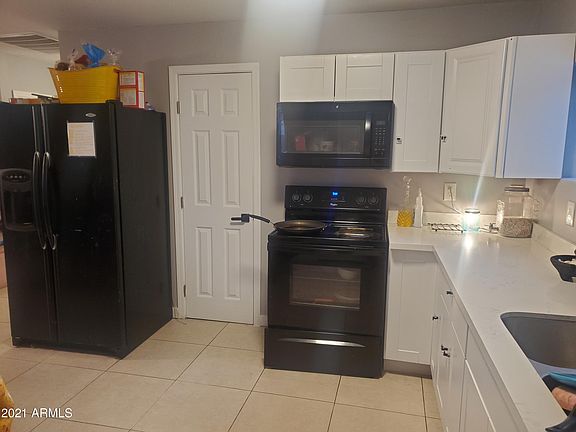 3rd image of 13909 N Verbena St