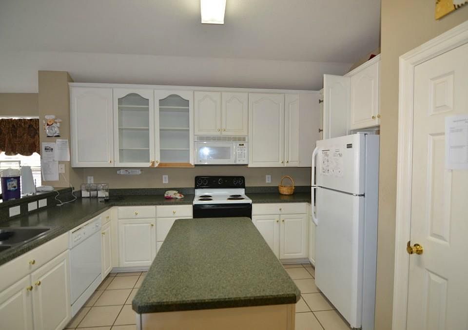 1st image of 4524 Worchester Ln