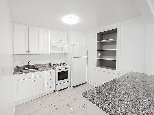2nd image of 1226 2nd Ave APT 3A
