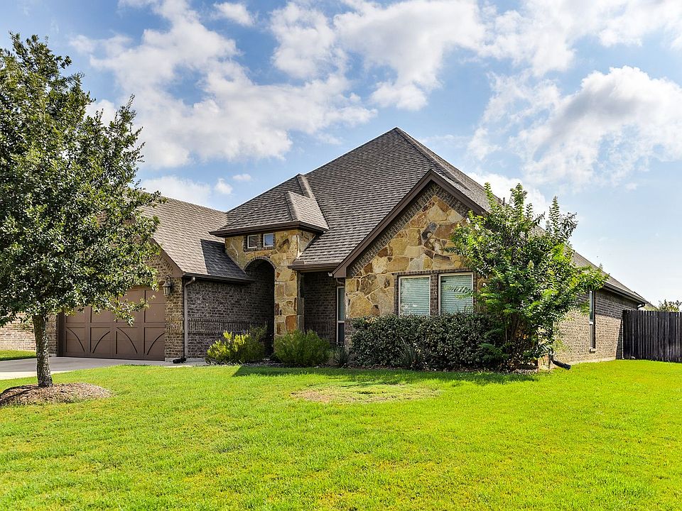 1st image of 112 Whitetail Dr