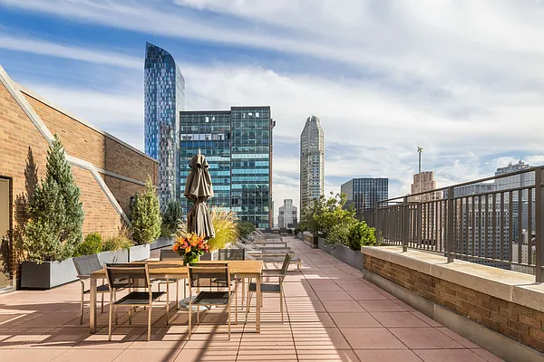 Rented by Jack Resnick & Sons | media 42