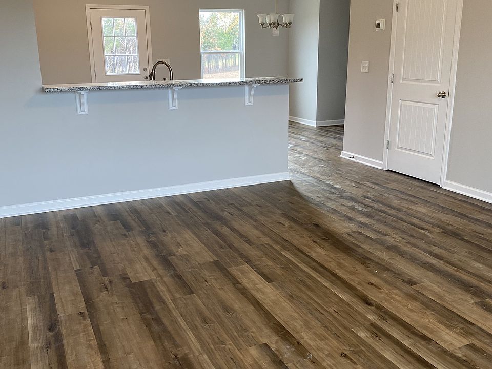 2nd image of 1113 Merritt Hill Trl Lot 40